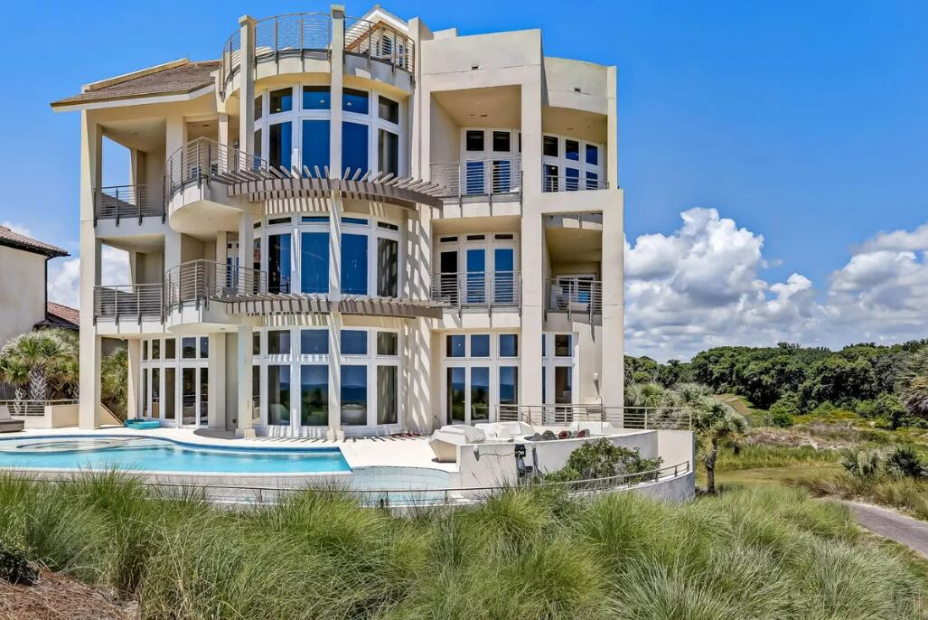 Amelia Island modern mansion sets new Northeast Florida sales record