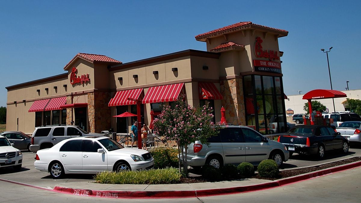 Chick-fil-A named Americans' favorite fast-food restaurant