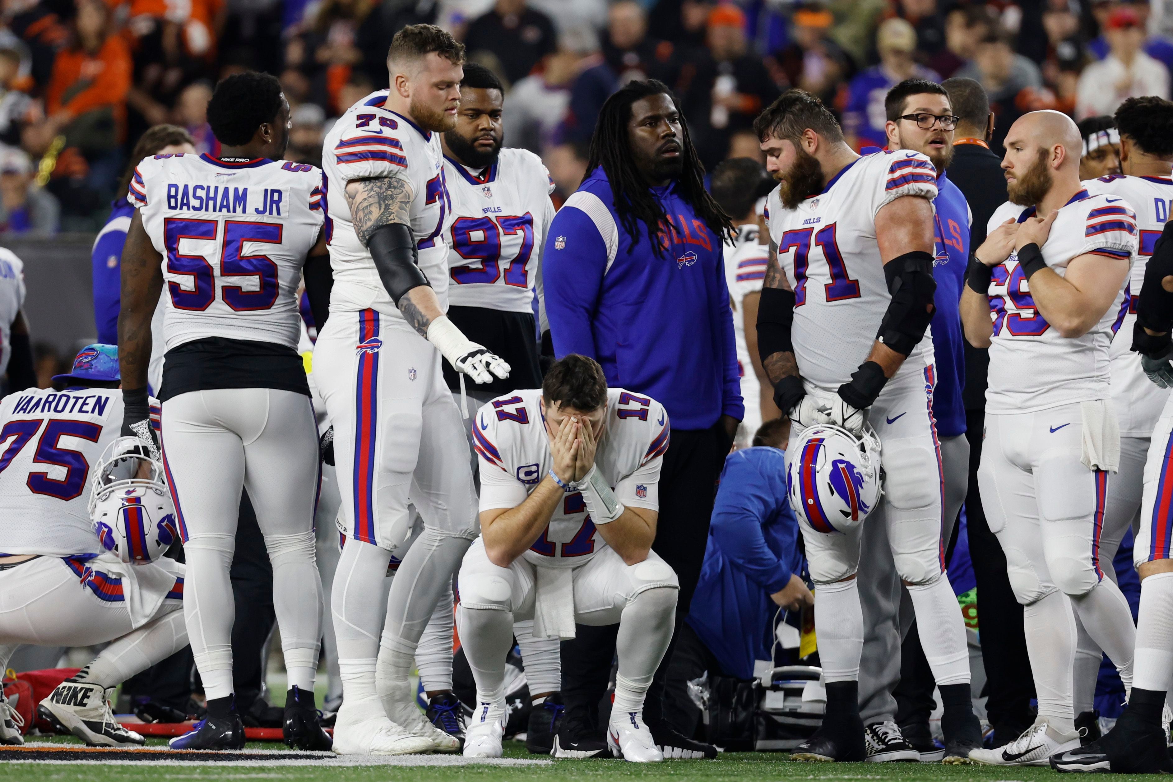 Damar Hamlin cheers on Bills in playoff game 