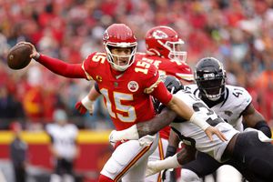 Final score: Chiefs start hot, hold off Jaguars for 27-17 win